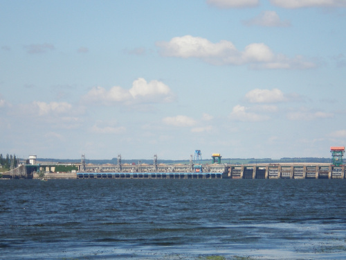 У Кам’янському водосховищі зафіксували критично низький рівень води - чи є загроза для екосистеми