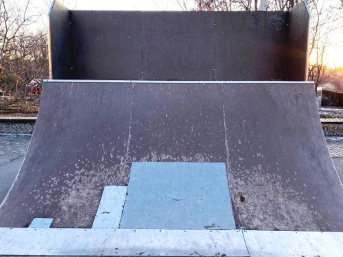 Кам'янчани б’ють на сполох: лівобережний скейт-парк перетворюється на зону небезпеки