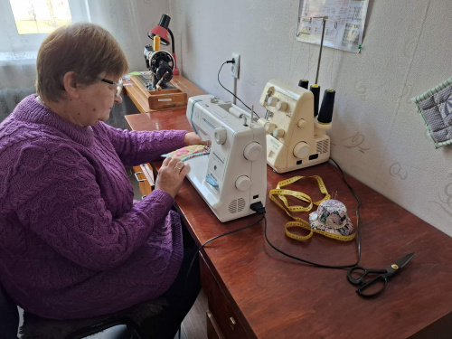 Невидима праця: хто у Кам&#039;янському повертає до життя улюблені речі, ремонтуючи настрій