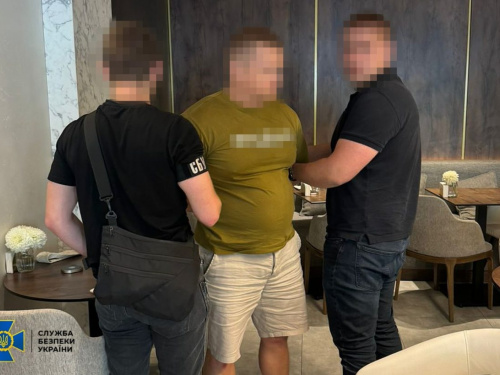 Кримінальний авторитет з Кам&#039;янського кришував на Франківщині банду, яка тероризувала бізнес в Україні