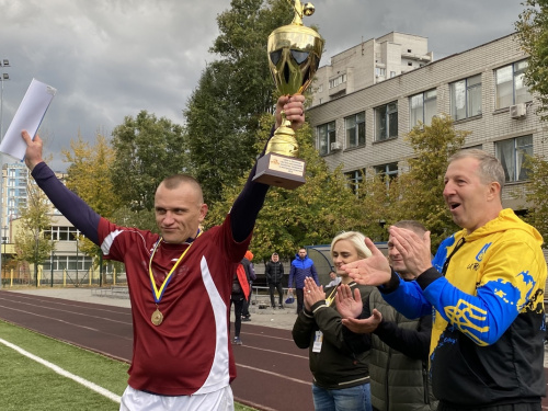 Кубок Кам‘янського з футболу: “Атлетик” розгромив “Дніпровських вовків” у фіналі 