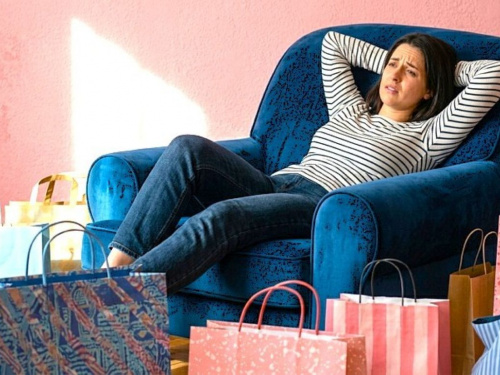 Думспендинг: чому ми витрачаємо гроші так, ніби завтра їх не буде