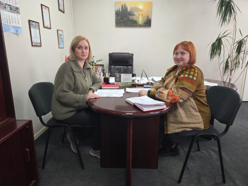 Відтепер лише українською: як у Кам'янському за рік змінили правила спілкування в магазинах та аптеках