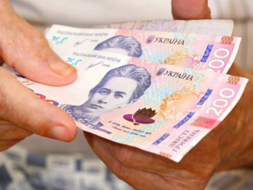Пенсії під загрозою: чи будуть затримки виплат та до чого готувати гаманці