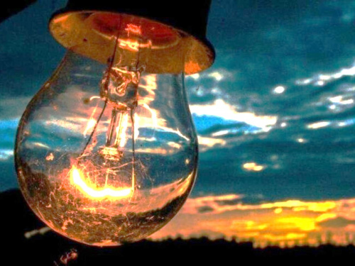 У Кам’янському у суботу, 29 листопада, вимикатимуть світло: графік та адреси відключень