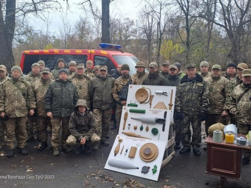 Добровольці Кам’янського району пройшли навчання з інженерної підготовки та захисту від зброї масового ураження