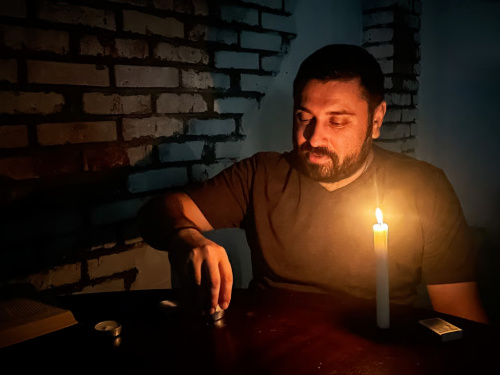Відключення світла у Кам'янському 2 червня: кого залишать без електроенергії на 11 годин