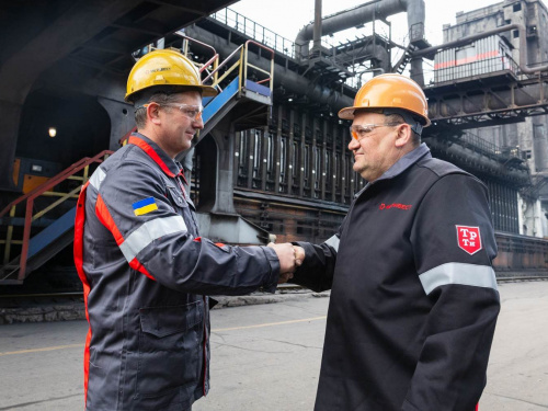 Попри війну та нові економічні виклики: Метінвест підвищує зарплати працівникам на 10%