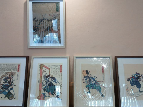 Японські гравюри та архіви: у бібліотеці Кам'янського показали побут епохи Едо та розвінчали міфи про честь 47 ронінів