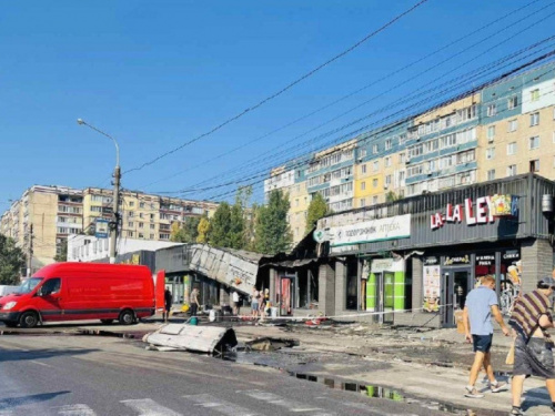 Торговельні точки в Кам'янському горіли не випадково:  версія слідства