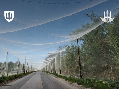 На Дніпропетровщині антидронові сітки захищають від ворога майже 70 кілометрів важливих автошляхів - Держспецтрансслужба