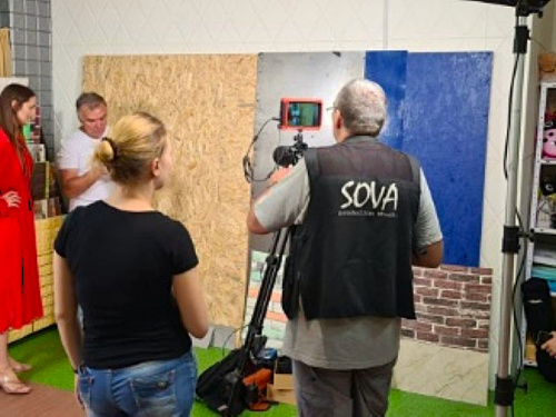 Від “Веселого Дракоші” до капсул пам’яті: як у Дніпрі за допомогою ШІ змінюють креативну індустрію