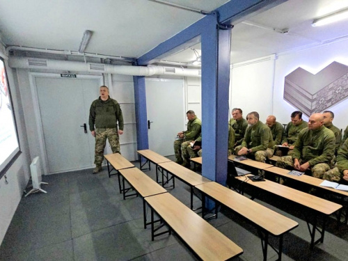 Навчання під землею: «Метінвест» створив унікальне укриття-хаб для навчання військових