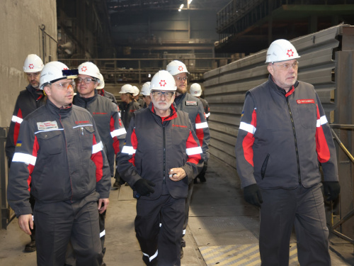 Зарплати до 33 000 гривень та повний соцпакет: «Каметсталь» оголосила про набір працівників у Кам’янському