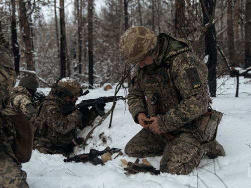 Шлях на Дніпро під вогневим контролем: окупанти почали масово нищити мости, щоб відрізати Покровськ від резервів