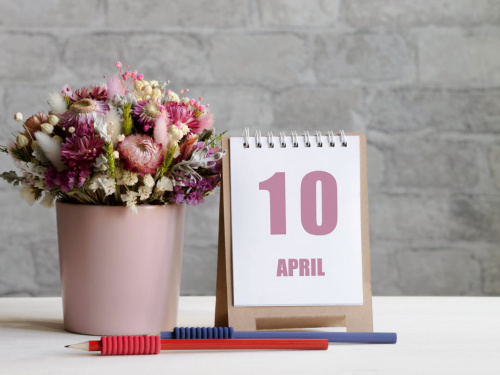 Сьогодні не варто розважатися і танцювати: традиції та прикмети 10 квітня