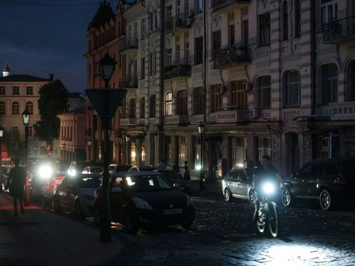 Масштабне відключення світла у Кам’янському 30 березня: кому готуватися до дев'яти годин без електрики