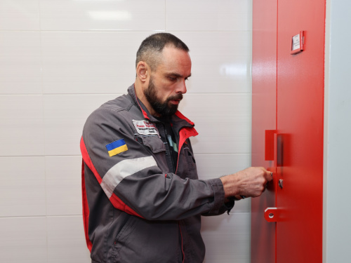 Турбота про захисників виробництва: газорятівники Каметсталі отримали модернізовані побутові приміщення