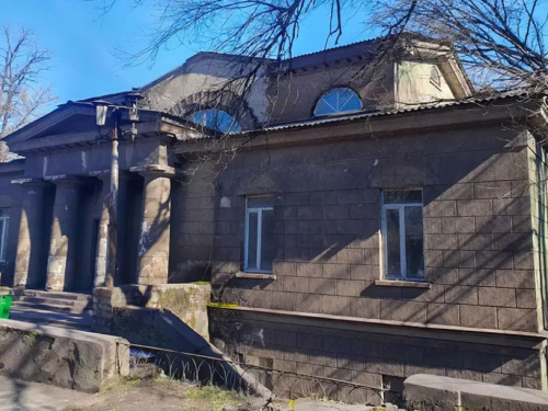 У Кам'янському занедбану історичну будівлю перетворять на сучасний культурний простір (ФОТО)