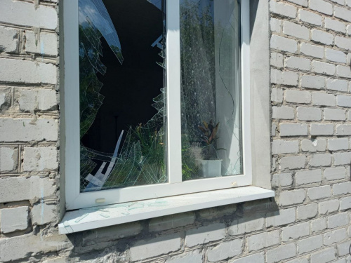 Ракетний удар по Кам’янському району: спалахнула пожежа, триває повітряна тривога