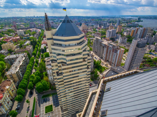 Не лише Донбас: Зеленський назвав Дніпро наступною ціллю Путіна та розкрив прорахунки США