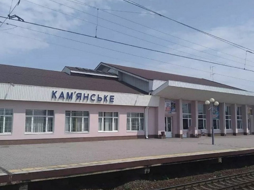 Новий графік для Кам&#039;янського: приміські поїзди змінять маршрути та з&#039;явиться додатковий рейс на Дніпро