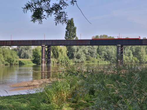 Питна вода під загрозою: як війна впливає на джерела водопостачання у Дніпропетровській області