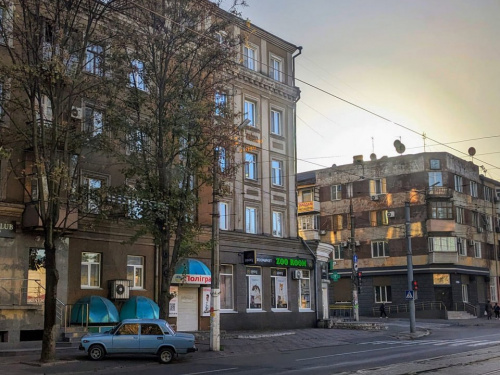 Золота осінь перетворила Кам&#039;янське на мальовничу фотозону