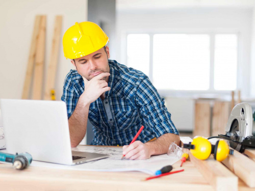 Хто має робити ремонт в орендованій квартирі: орендар чи власник