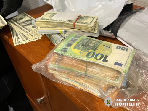 Заробляли на смертях: на Дніпропетровщині затримали учасників ритуальної мафії 