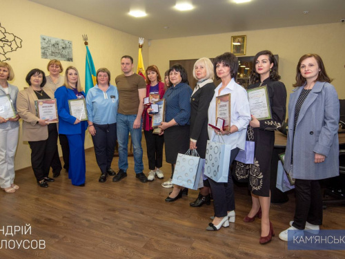 Заклади освіти Кам’янського гідно представили Дніпропетровщину на міжнародній онлайн виставці