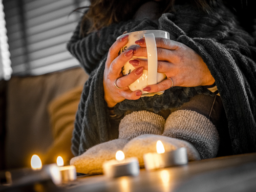 Тиждень у темряві: мешканці багатоповерхівки у Кам’янському благають про допомогу