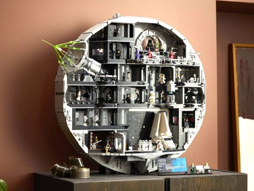 LEGO офіційно презентувало найбільший та найдорожчий у серії Star Wars набір Death Star - скільки коштує в Україні