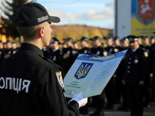 Поліція пропонує молоді Кам'янського отримати вищу освіту за держзамовленням - подробиці