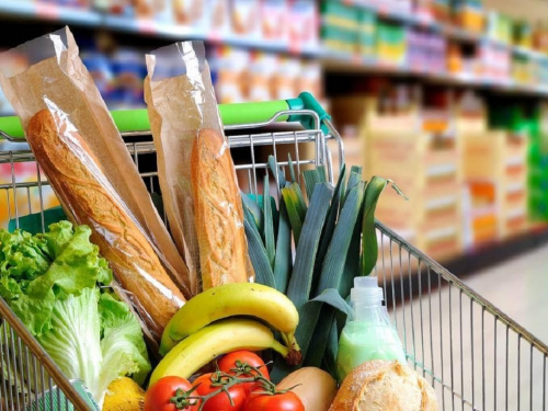 Ціна на популярні продукти в Україні зміниться: що здешевшає у травні