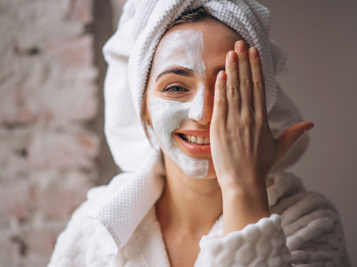 Як уникнути сухості шкіри взимку: прості домашні засоби