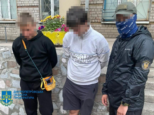 Пекельна схема: підлітки з Кам’янського хотіли підірвати поліцейське авто біля ТЦК у Дніпрі - подробиці