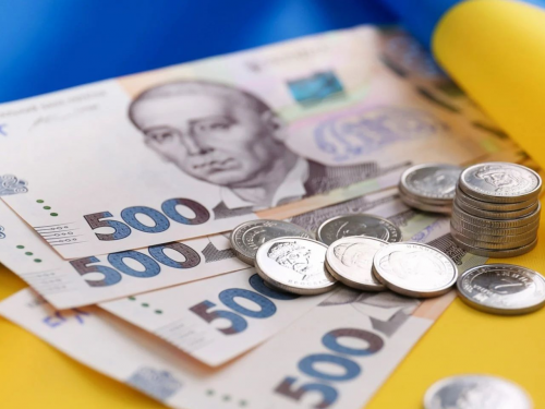 Соціальні виплати в Україні можуть припинити з 1 жовтня: що трапилося