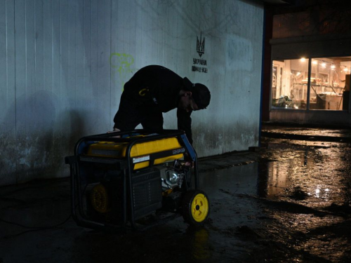 Блекаут 2025: як працювати у відключення електрики – практичні гаджети та лайфхаки для виживання