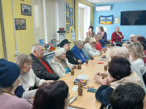 Нове життя після 60: у Кам’янському відкрили простір для спілкування та підтримки