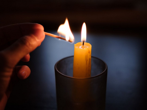 У Кам'янському у п'ятницю, 6 лютого, вимикатимуть світло: графік та адреси відключень від ДТЕК