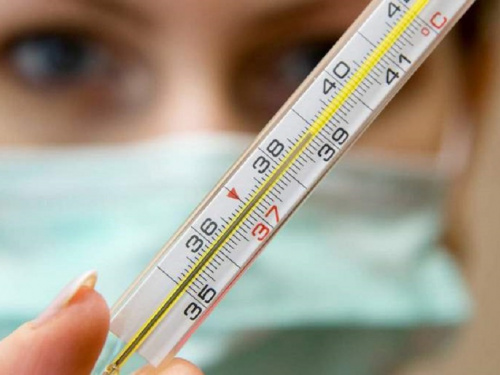 На Дніпропетровщині фіксують спад COVID-19 та ГРВІ: деталі тижня