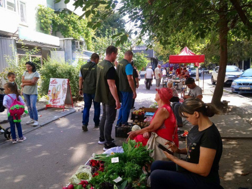 Стихійну торгівлю у Кам'янському ліквідовано - у місті пройшов рейд