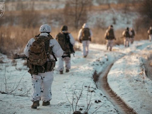 Без доріг та з ворогом на хвості: окупанти рвуться до Дніпропетровщини — ситуація загострилася