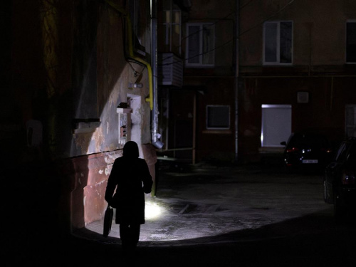 Масштабне відключення світла у Кам'янському: які вулиці знеструмлять 7 серпня на 11 годин