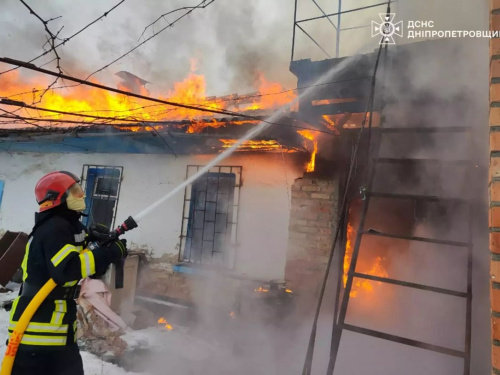 Смертельний січень: рятувальники Дніпропетровщини б’ють на сполох через пожежі в оселях