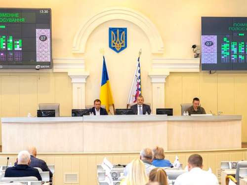 Підтримка оборони, медицини, освіти та ветеранів: головні серпневі рішення Дніпропетровської обласної ради