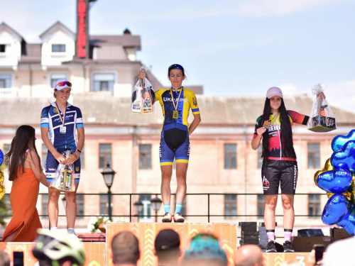 Кам'янчанки стали призерками чемпіонату України з велоспорту:фото