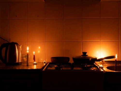 Графіки відключення світла на Дніпропетровщині 12 березня: до чого готуватися жителям регіону