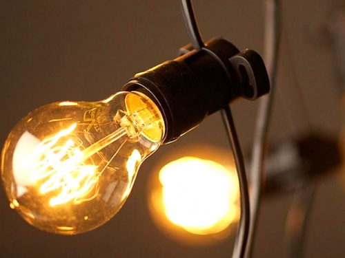 У Кам&#039;янському в четвер, 13 листопада, вимикатимуть світло: графік та адреси відключень